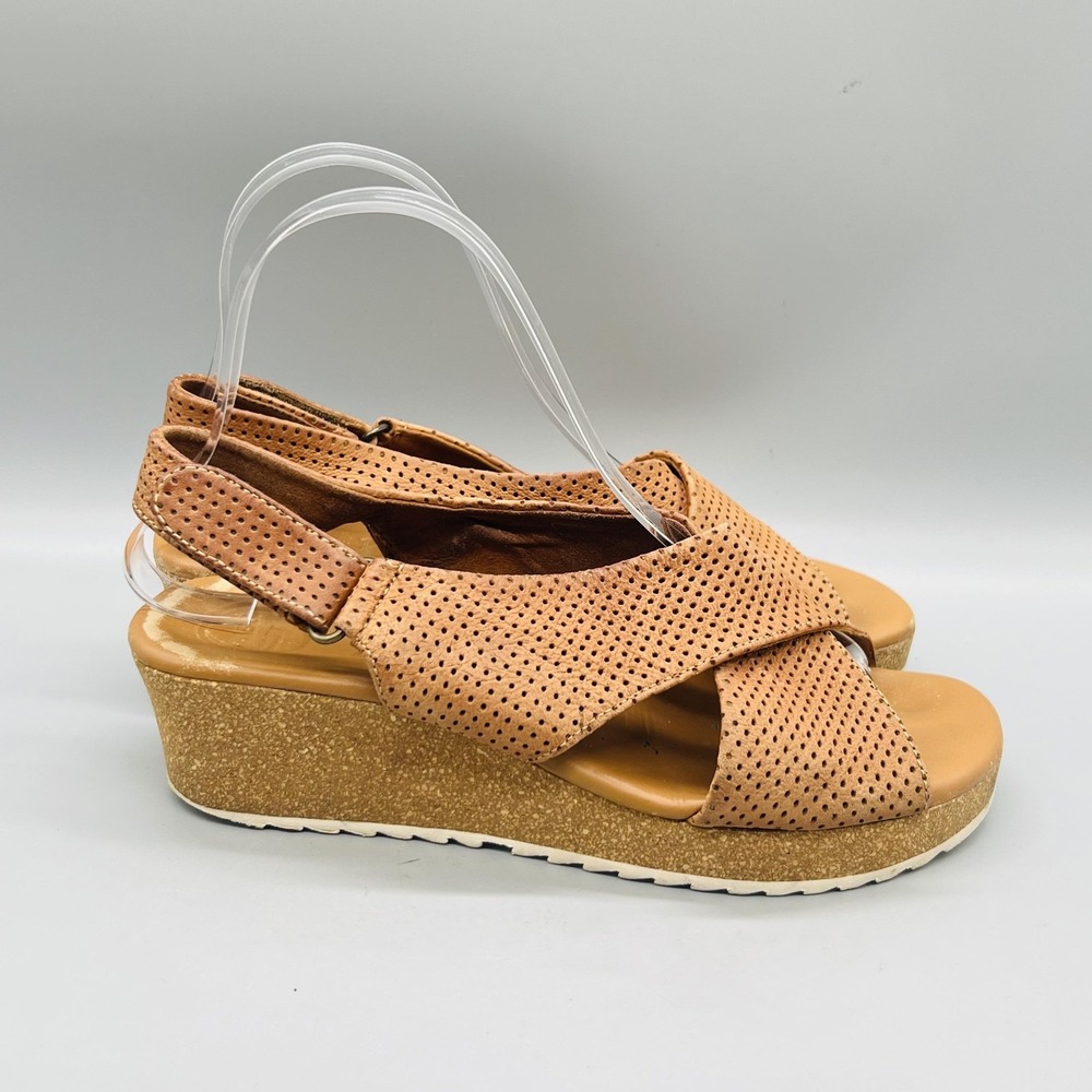Paul Green Sandals Womens 9.5 Brown Leather Perforated Slingback Wedge Shoes